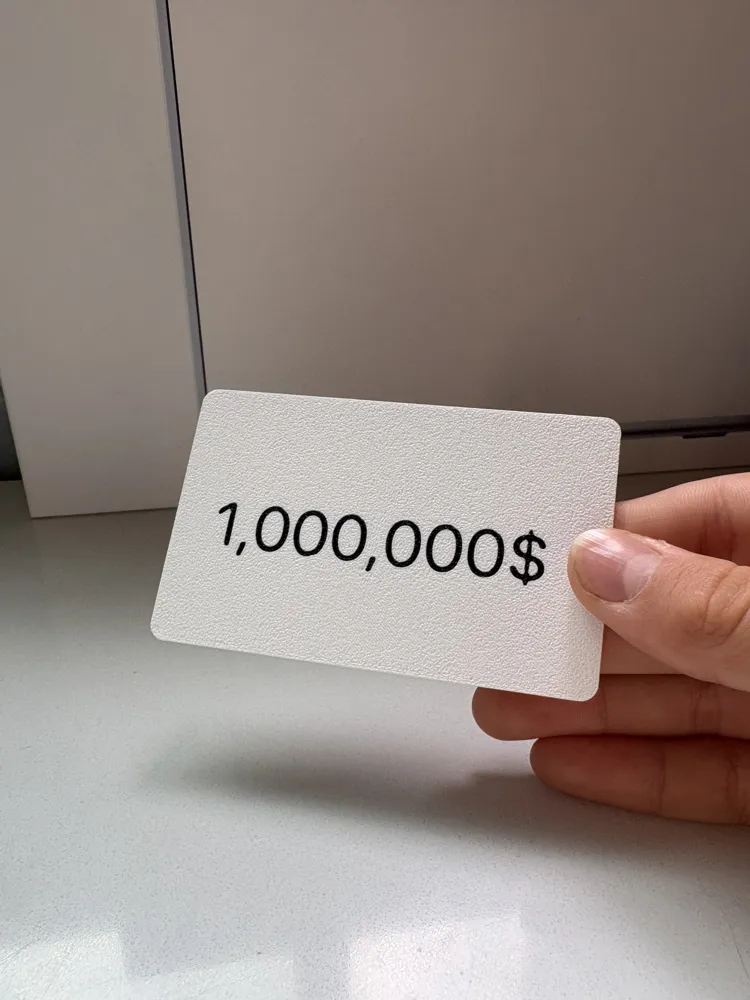 1,000,000$ card, photo 2 of 4 - 1,000,000$ card Toys & Games