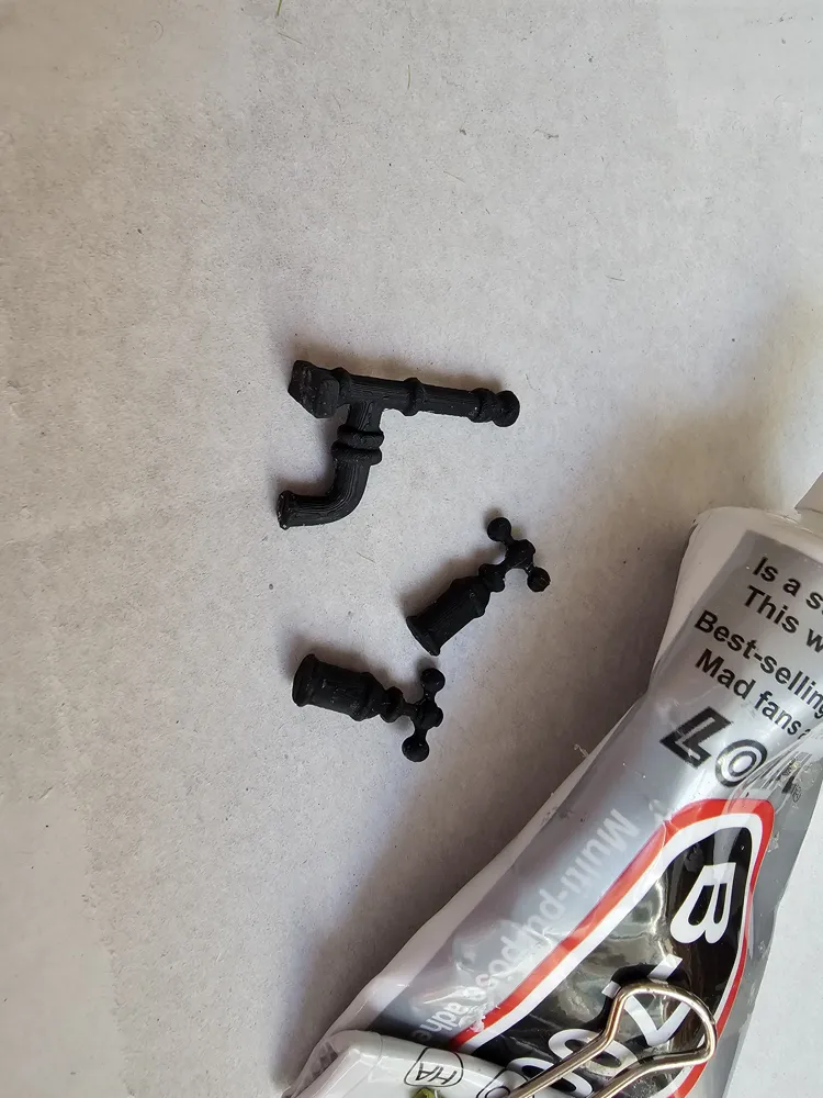 1:12 miniature faucet/taps for dollhouse, photo 4 of 4 - 1:12 miniature faucet/taps for dollhouse Kids & Baby