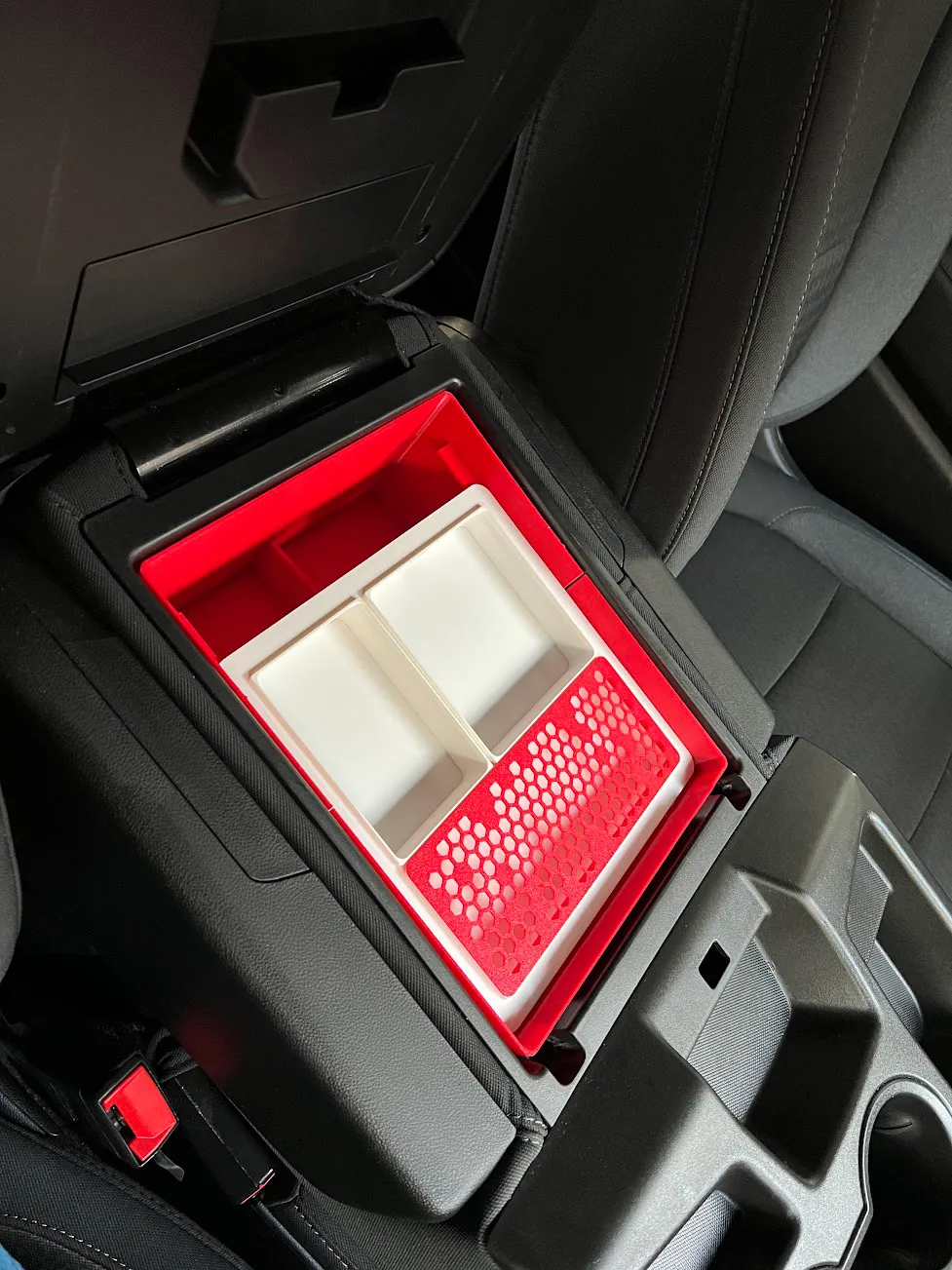19-21 Chevy Tahoe\Silverado Jump Seat Organizer, photo 3 of 4 - Car Organisers, Hooks & Bins, console