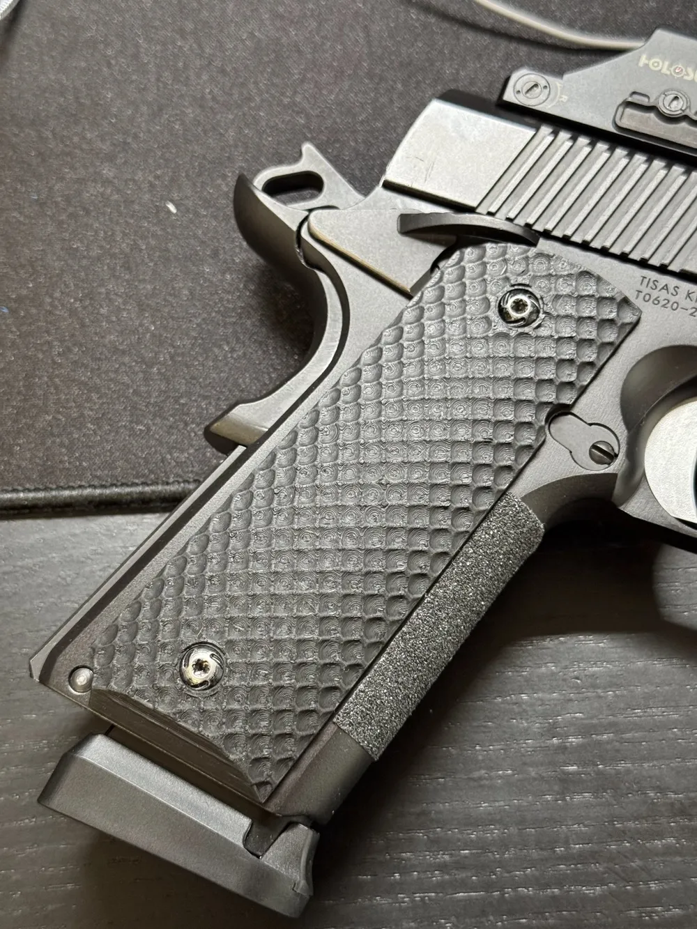 1911 Ambi Grip with Thumb Notch, photo 3 of 4 - 1911 Ambi Grip with Thumb Notch Hobby & DIY