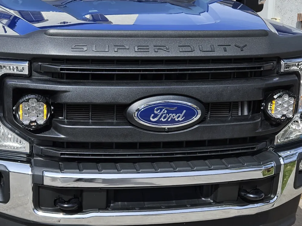 20-22 Ford Super Duty XLT Grill Baja Light Mounts
