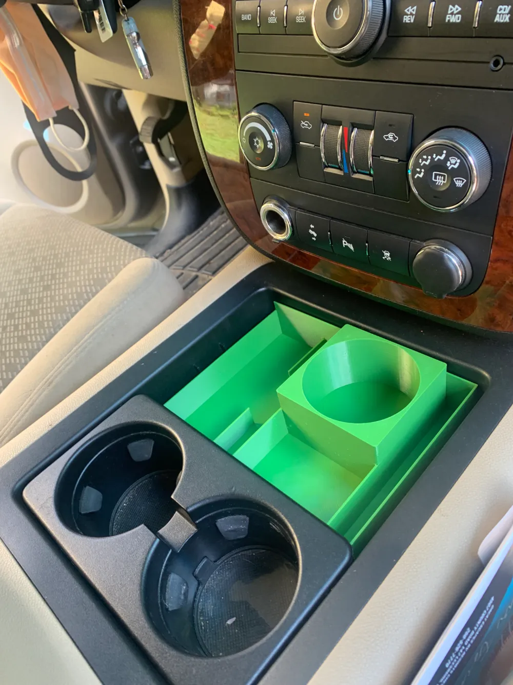 2007 Chevy Avalanche Truck Console Organizer, photo 3 of 4 - Game Cartridge & Disc Holders, vehicle