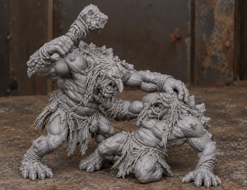 2 trolls fighting, photo 2 of 4 - 2 trolls fighting Miniatures