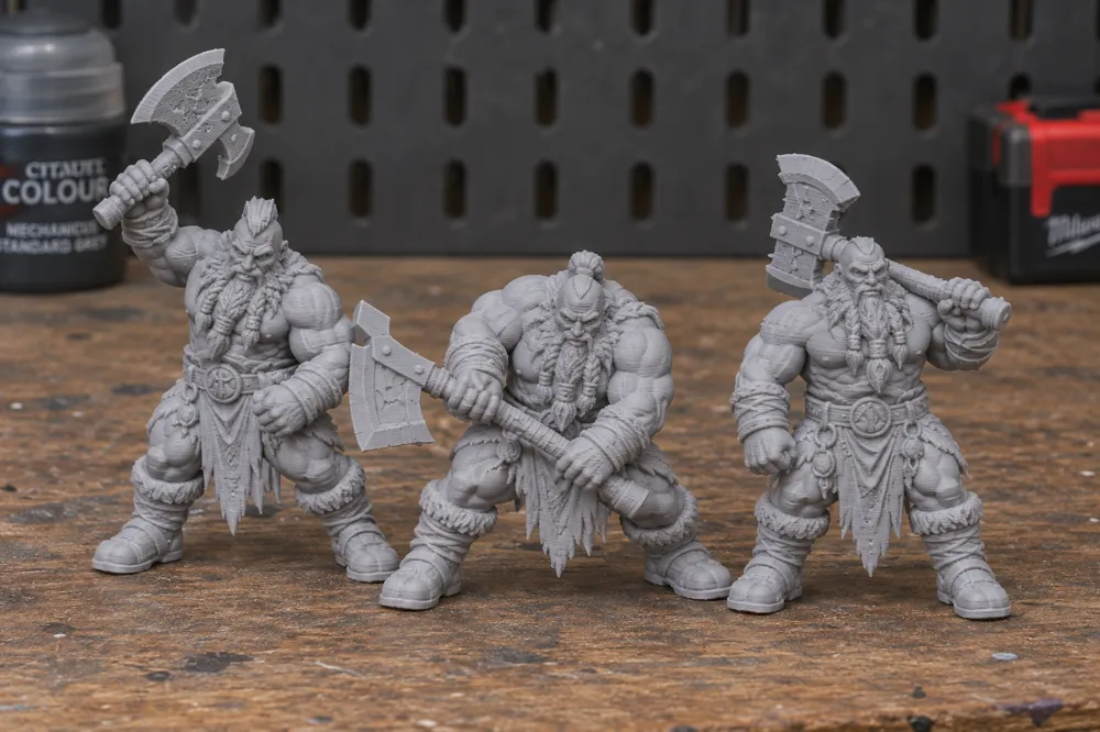 3 dwarves, photo 2 of 4 - 3 dwarves Miniatures