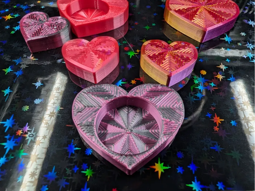 3ml and 30ml heart shaped Vial caps