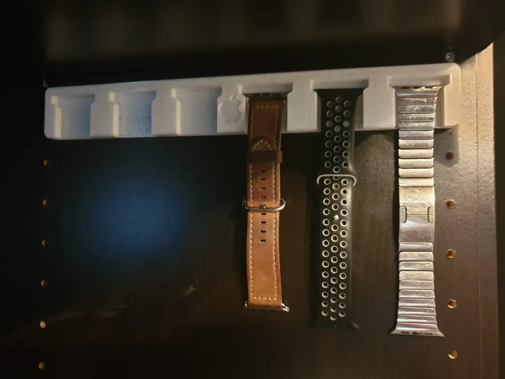42-44mm apple watch holder, photo 2 of 2 - 42-44mm apple watch holder Hobby & DIY