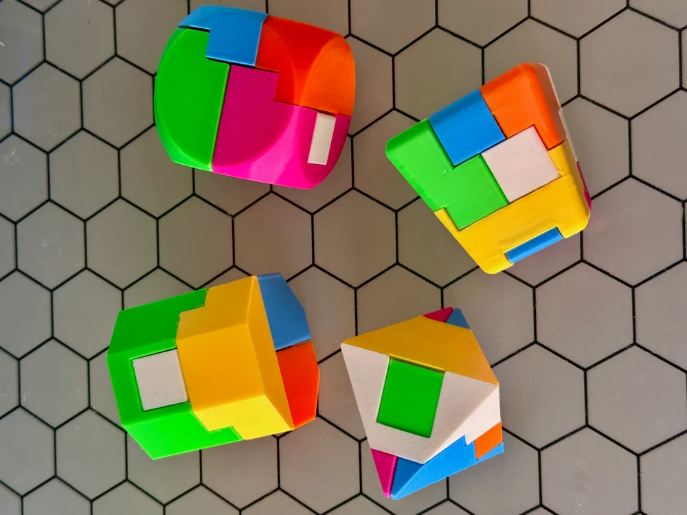 4 cool Puzzles Jigsaws