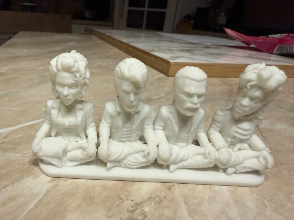 '80 POP Icons Meditation' Squad, photo 2 of 4 - '80 POP Icons Meditation' Squad Miniatures