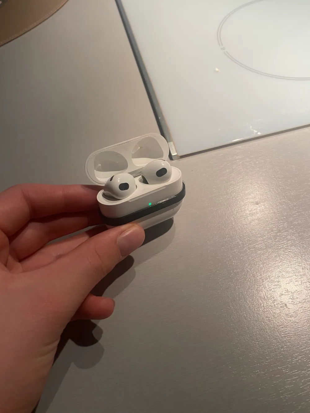Airpod marker, photo 2 of 4 - Airpod marker Tools