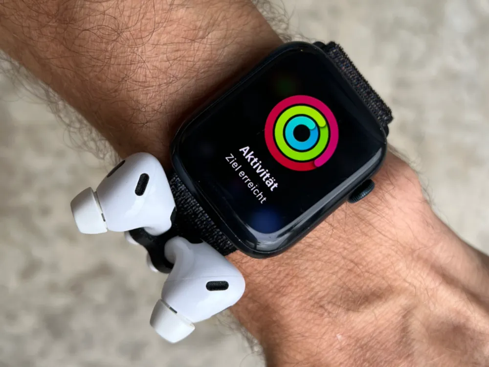 Airpod Pro (1ST GEN) - Apple Watch - Halterung, photo 4 of 4 - Airpod Pro (1ST GEN) - Apple Watch - Halterung Fashion