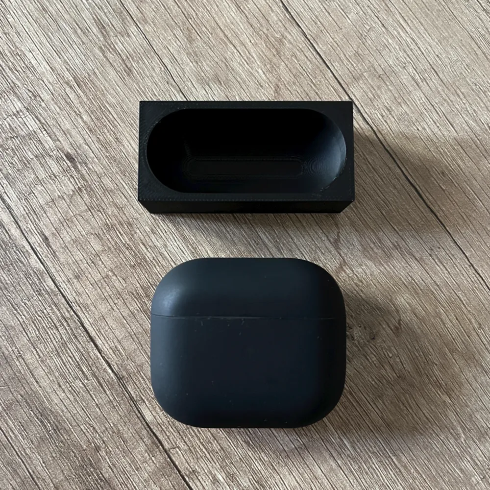 Airpods Stand (with or without case), photo 3 of 4 - Airpods Stand (with or without case) Mobile & Device Accessories