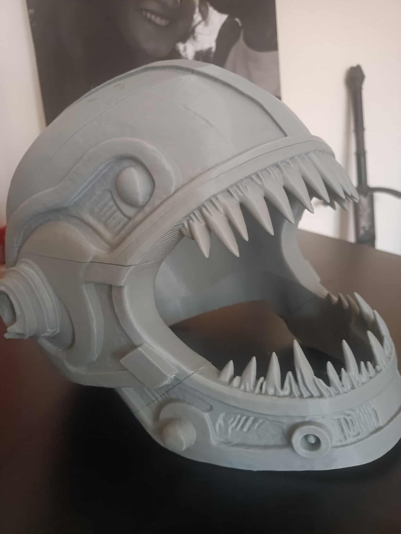 Alien Punk Helmet, Wearable Horror Cosplay Mask, photo 3 of 4 - Alien Punk Helmet, Wearable Horror Cosplay Mask Props & Cosplay