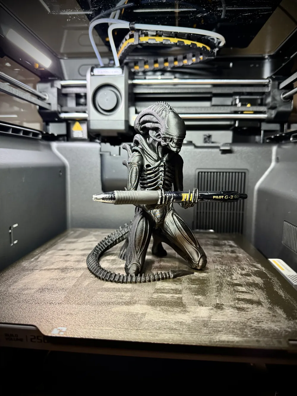 Alien - Xenomorph Custom Pen Holder - V2, photo 4 of 4 - Alien - Xenomorph Custom Pen Holder - V2 Desk & Office