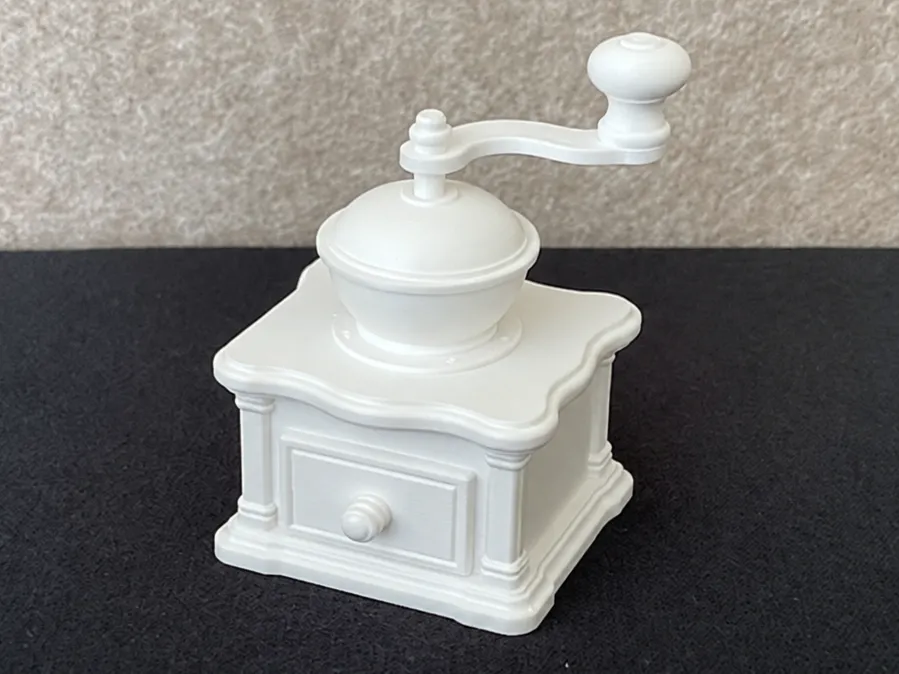 Antique Hand-Crank Coffee Grinder, photo 2 of 3 - Antique Hand-Crank Coffee Grinder Miniatures