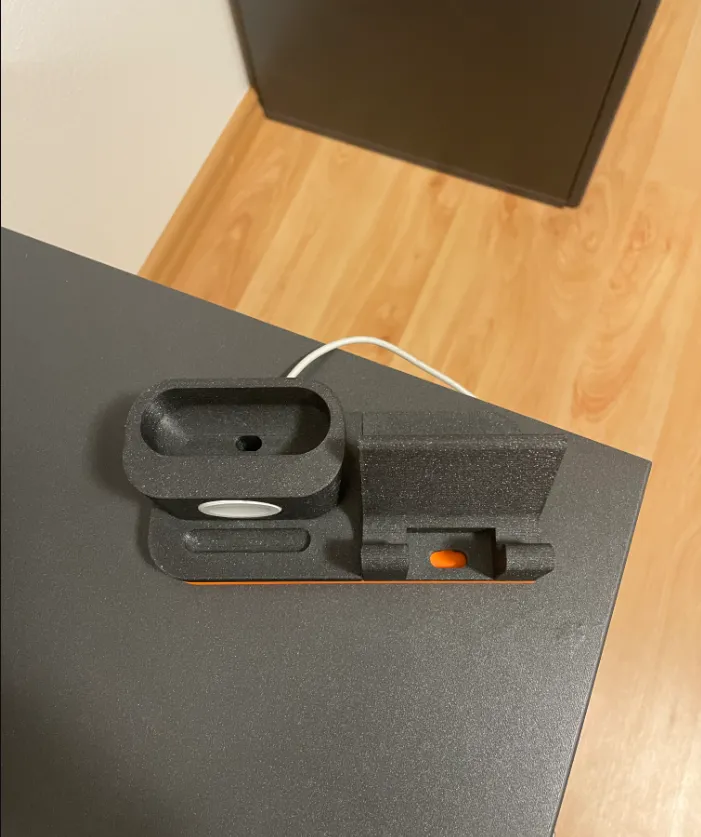 Apple dock station, photo 4 of 4 - Apple dock station Hobby & DIY