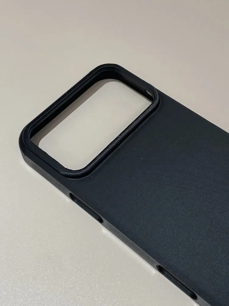 Apple iPhone 17 Pro Max Case w/ Magnet Back space, photo 3 of 4 - Apple iPhone 17 Pro Max Case w/ Magnet Back space Mobile & Device Accessories
