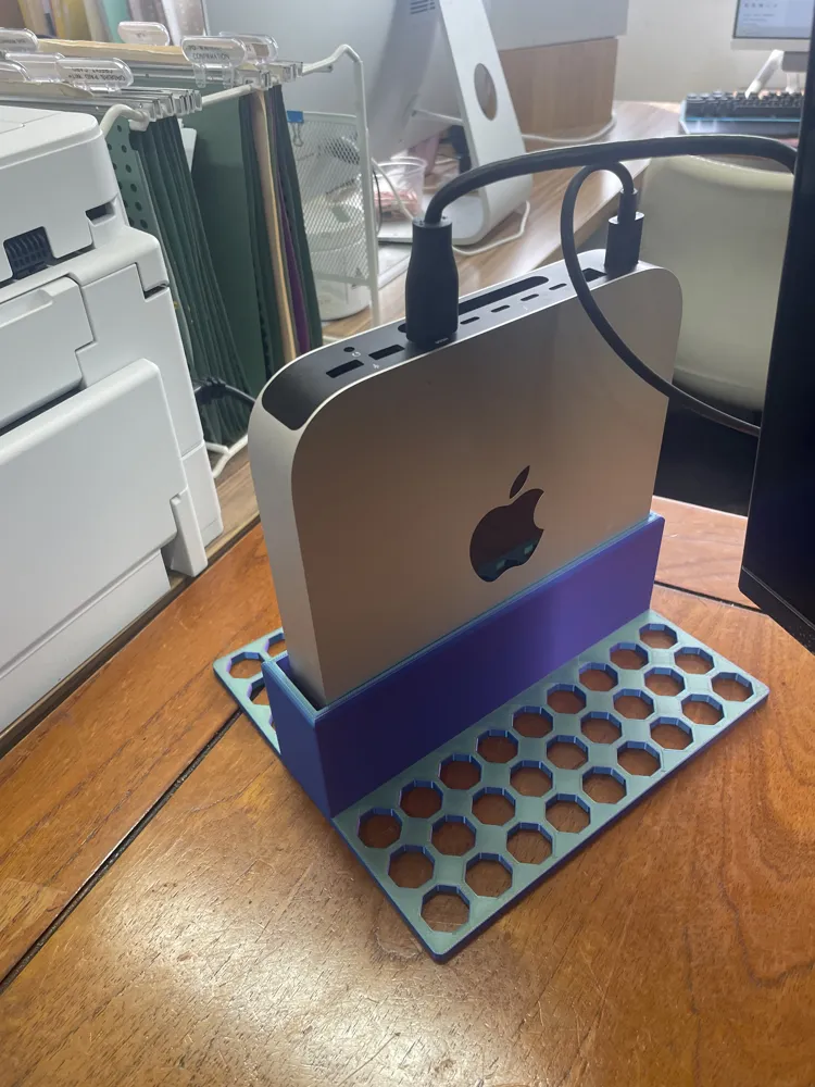 Apple Mac Mini Stand, photo 4 of 4 - Apple Mac Mini Stand Tools