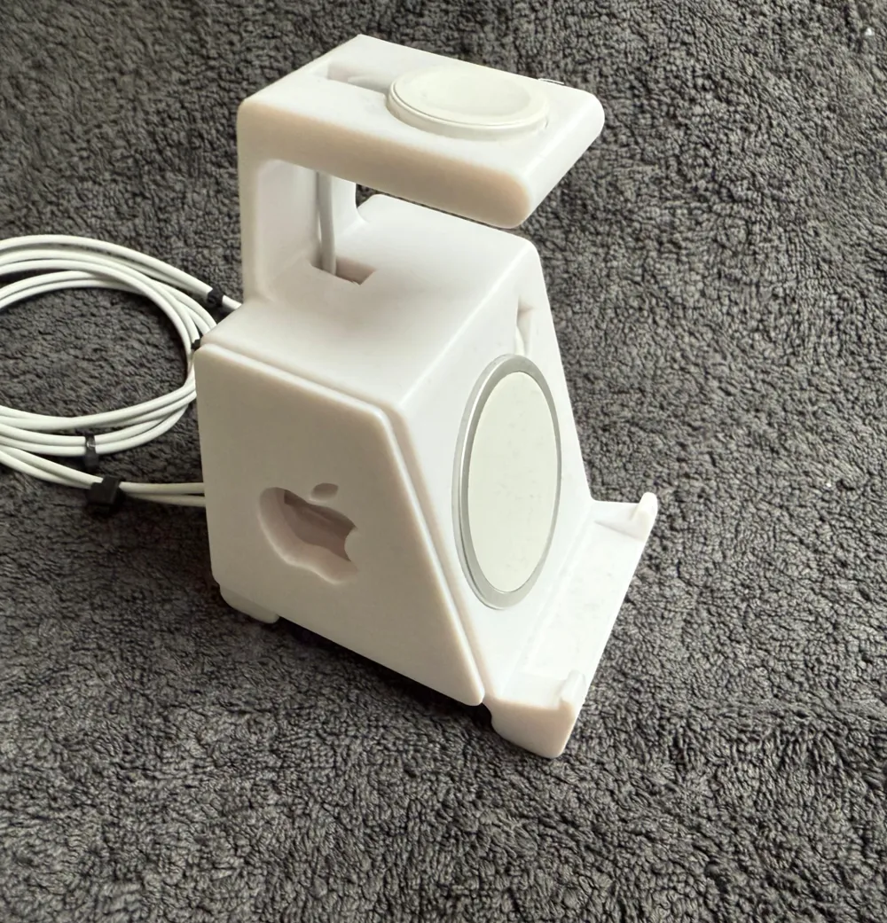 Apple MagSafe and Watch Loading Station - Racks & Stands, in stock