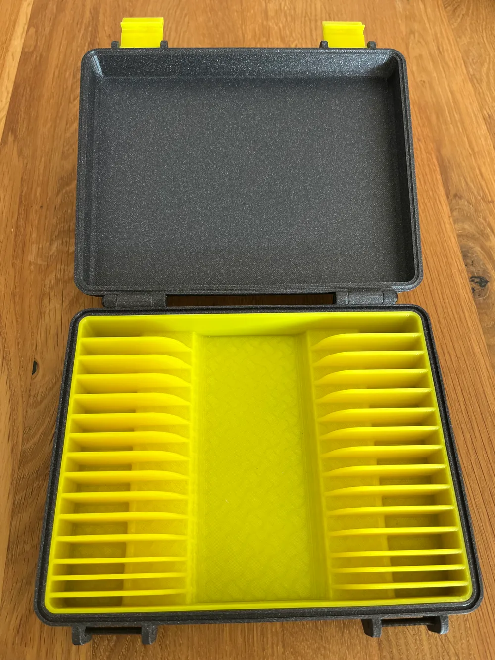 Apple Watch Band Box with 20mm Latch, photo 3 of 4 - Apple Watch Band Box with 20mm Latch Hobby & DIY