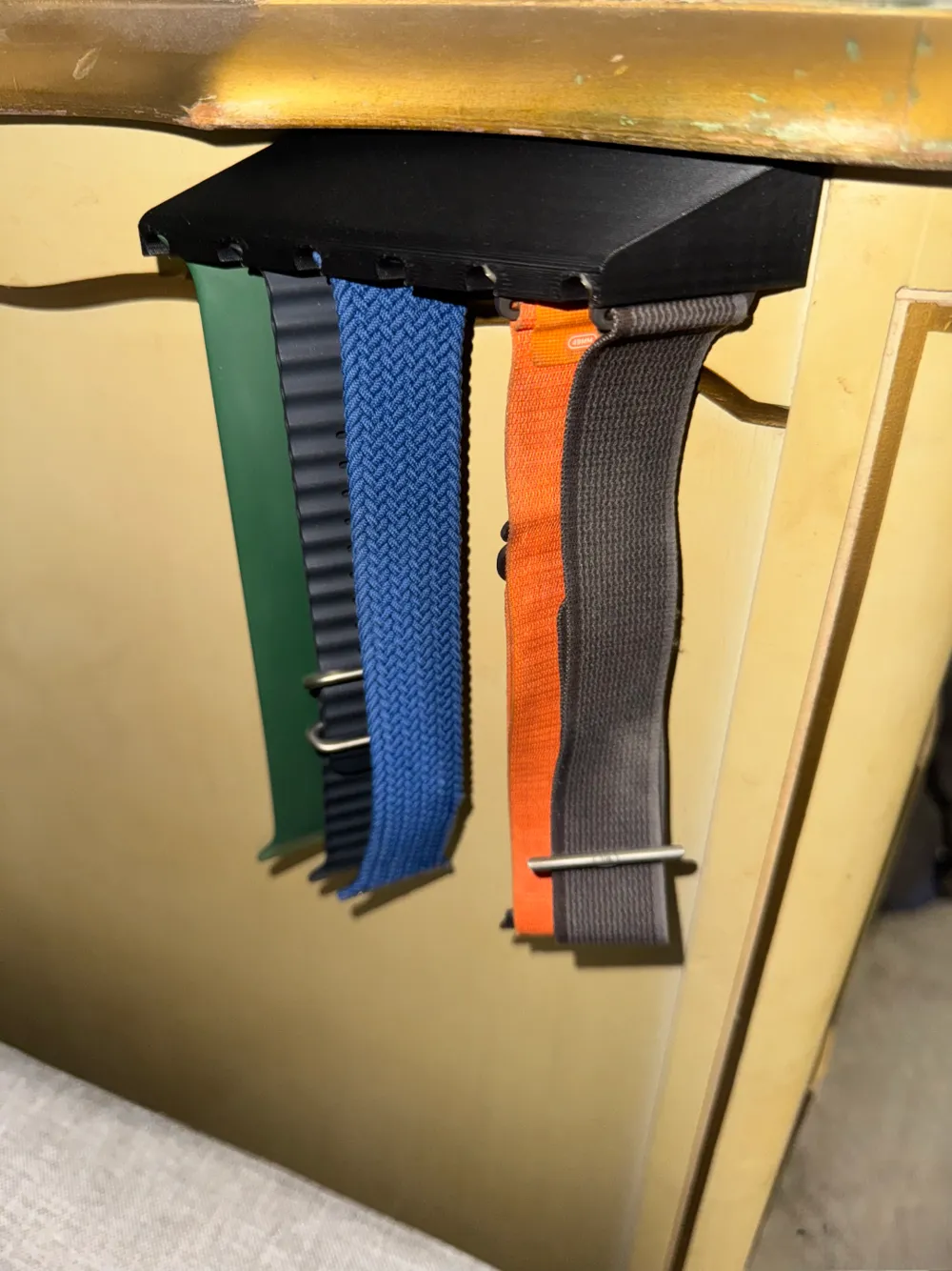 Apple Watch Band Hanger, photo 2 of 4 - Apple Watch Band Hanger Tools