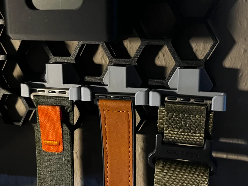 HSW attach for apple watch band, photo 2 of 3 - HSW attach for apple watch band Tools