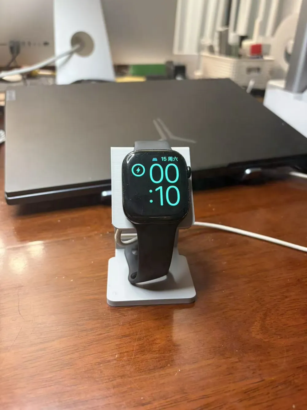 Apple Watch charging stand, photo 3 of 4 - Apple Watch charging stand Mobile & Device Accessories