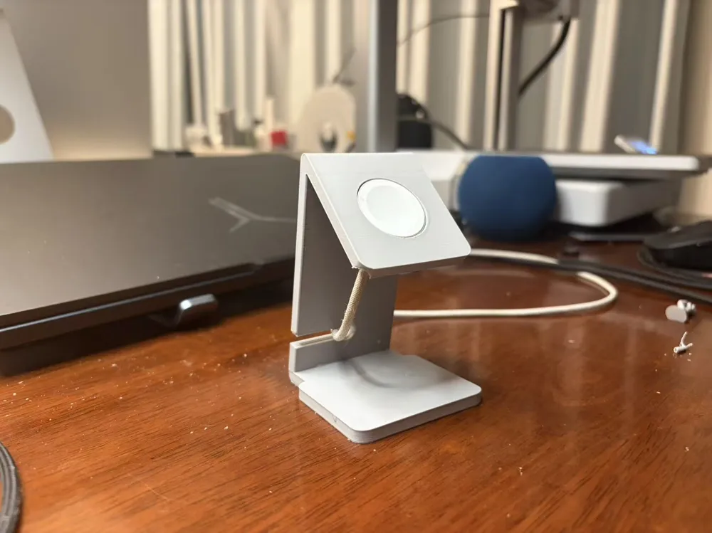 Apple Watch charging stand, photo 4 of 4 - Apple Watch charging stand Mobile & Device Accessories