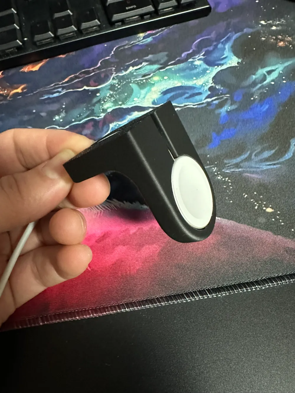 Apple Watch magnetic Charger holder, photo 4 of 4 - Apple Watch magnetic Charger holder Household