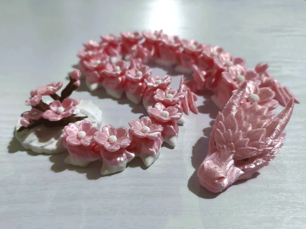 Articulated cherry blossom dragon, photo 2 of 4 - Articulated cherry blossom dragon Fidget & Sensory Toys