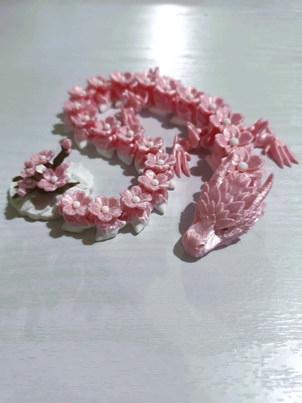 Articulated cherry blossom dragon, photo 3 of 4 - Articulated cherry blossom dragon Fidget & Sensory Toys
