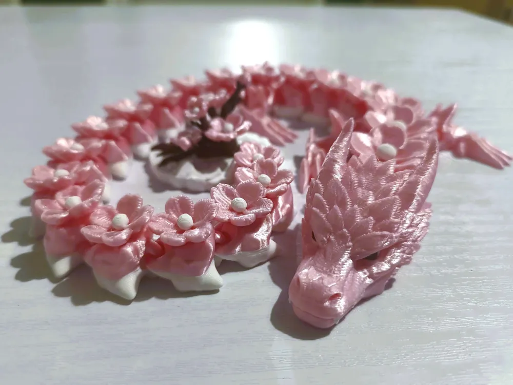 Articulated cherry blossom dragon, photo 4 of 4 - Articulated cherry blossom dragon Fidget & Sensory Toys