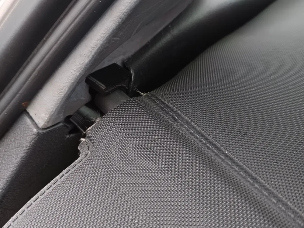 Audi A4 B5 Trunk Cover Repair Mount