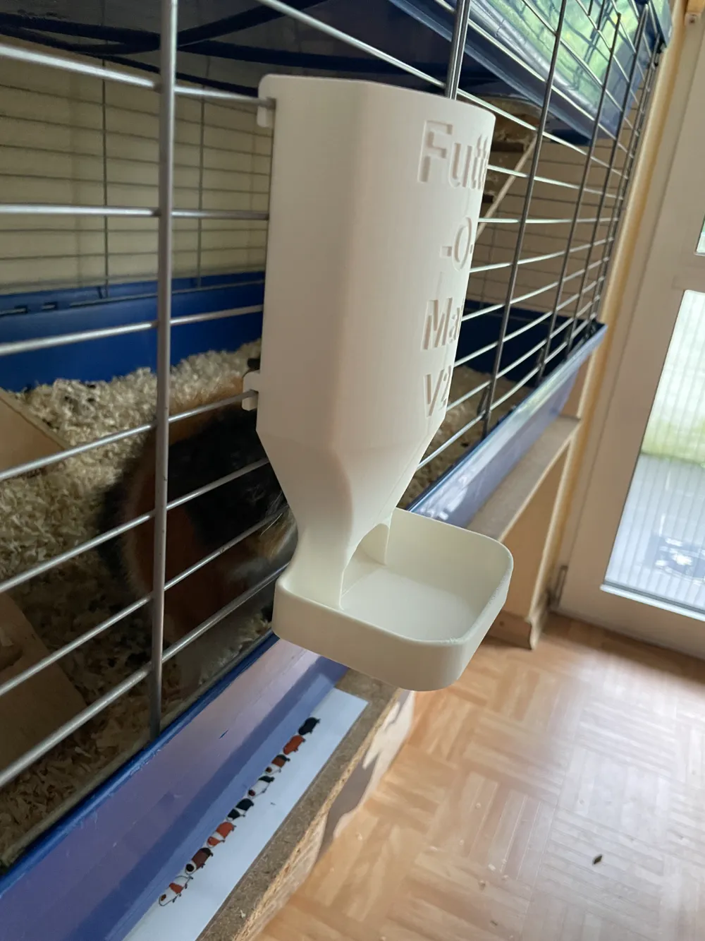 Automatic rodent feeder, photo 4 of 4 - Automatic rodent feeder Pets