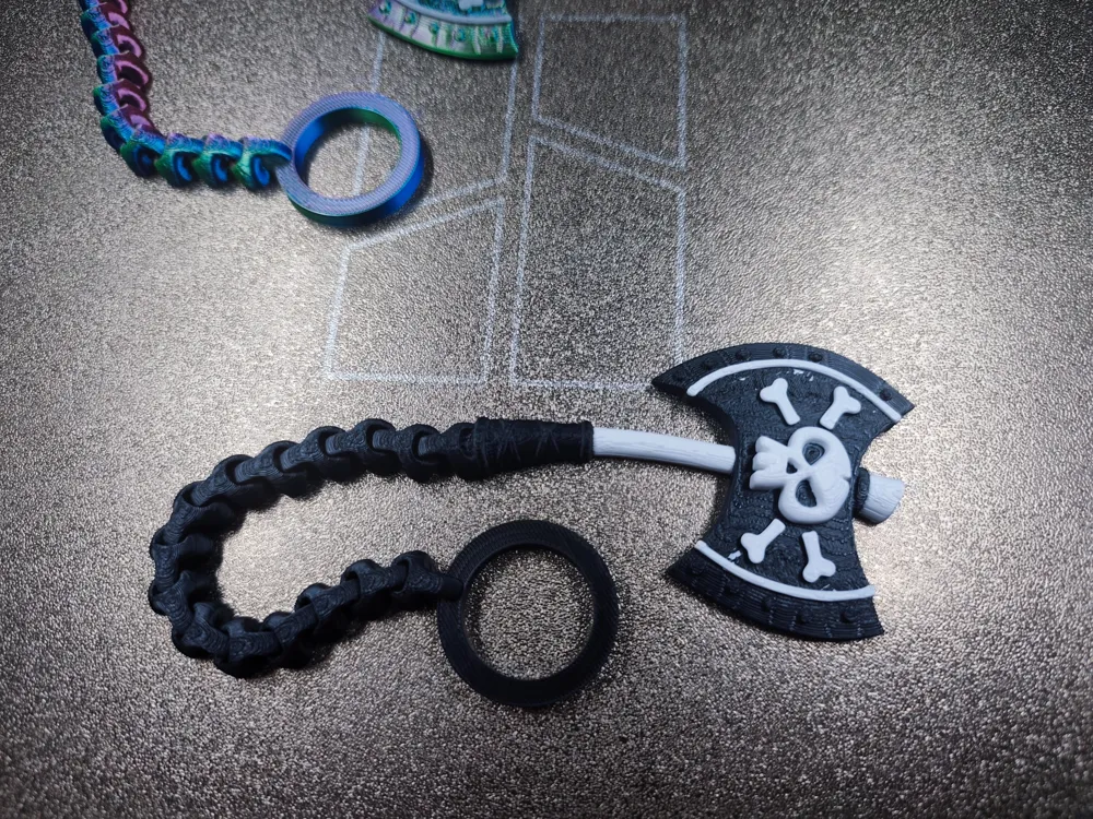 Axe skull flexi, photo 3 of 4 - Axe skull flexi Toys & Games