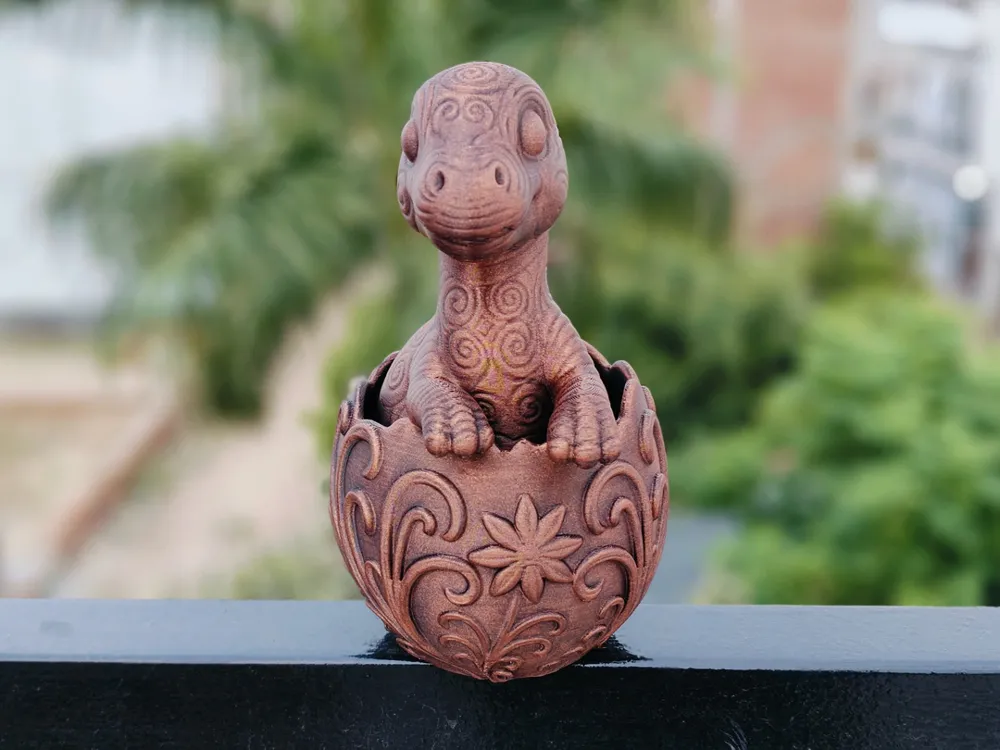 Baby Brontosaurus in Ornamental Egg, Cute Dino, photo 2 of 4 - Showpieces & Sculptures, baby dino