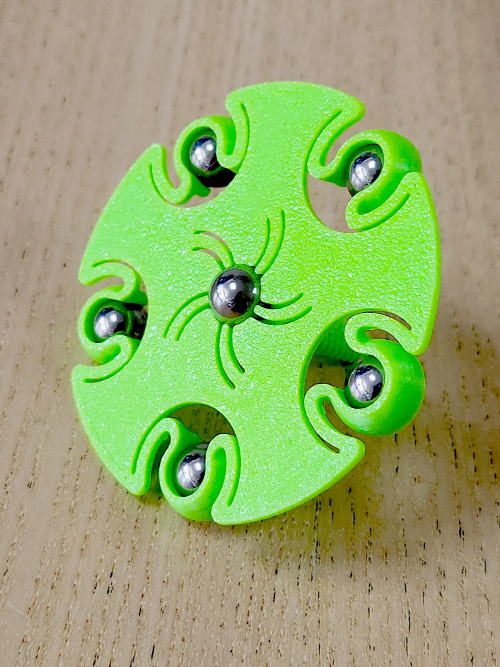 Ball Bearing Spinning Top - 3 Sizes (8/10/12mm), photo 4 of 5 - Spinning Tops & Classic Toys, spinner