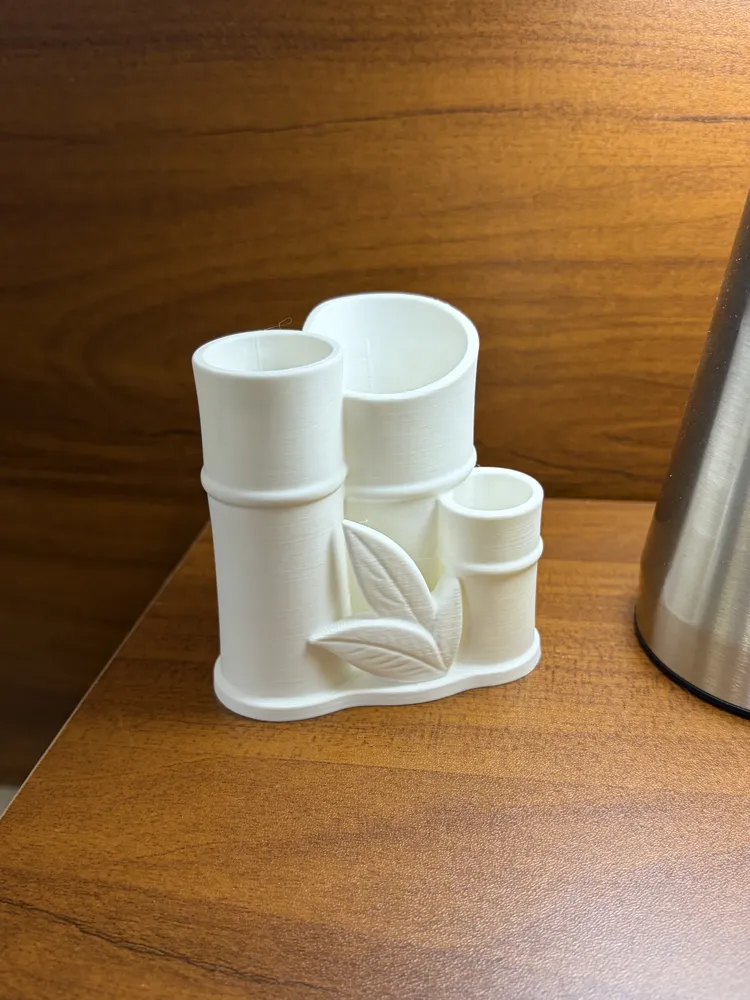 Bamboo Leaf Pen Holder, photo 4 of 4 - Bamboo Leaf Pen Holder Household