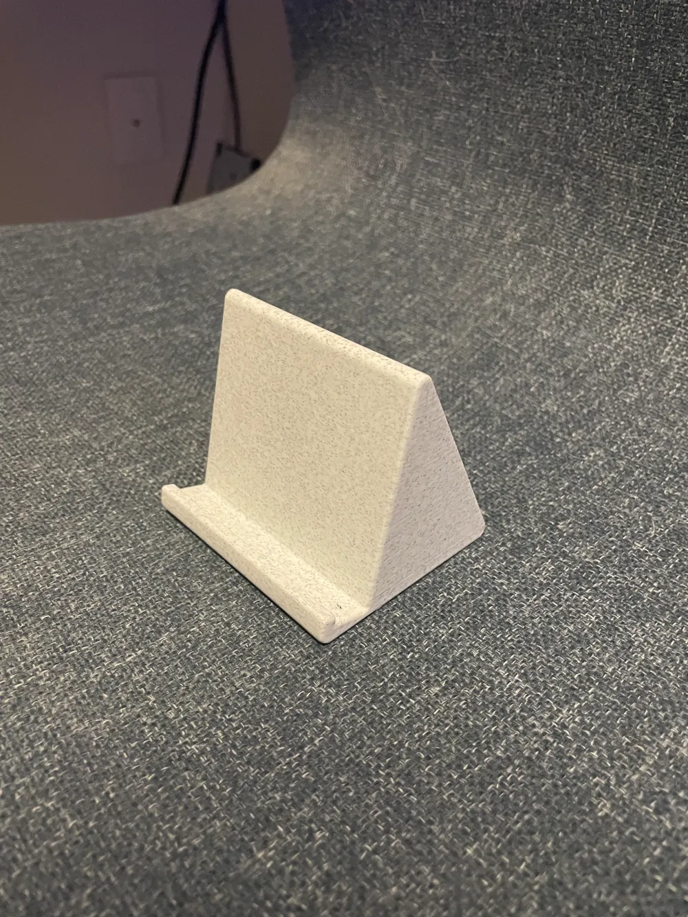 Basic iPhone Stand - Office, in stock in India