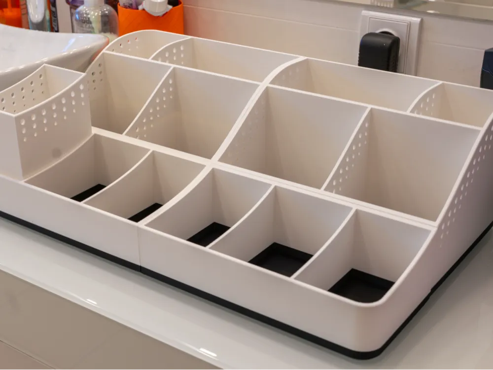 Bathroom organizer