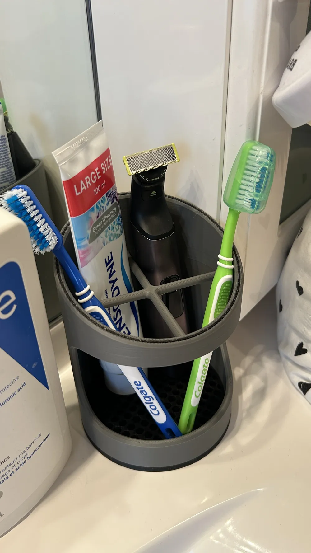 Bathroom Organizer / Caddy - Removable Drip Tray, photo 5 of 5 - Watering Spikes & Plant Waterers, bathroom 2026