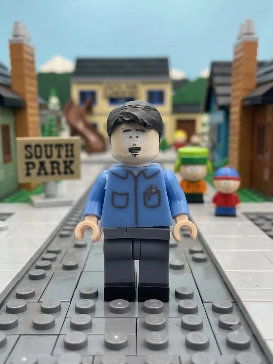Big Brick Randy Marsh, photo 2 of 5 - Spinning Tops & Classic Toys, brixx