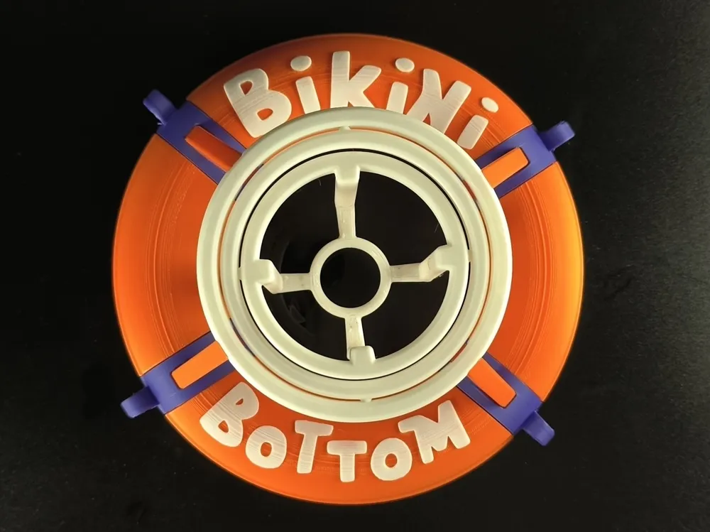 Bikini Bottom Floating Drink Gyro Can Holder, photo 3 of 4 - Gyroscopes & Gyro Spinners, cup