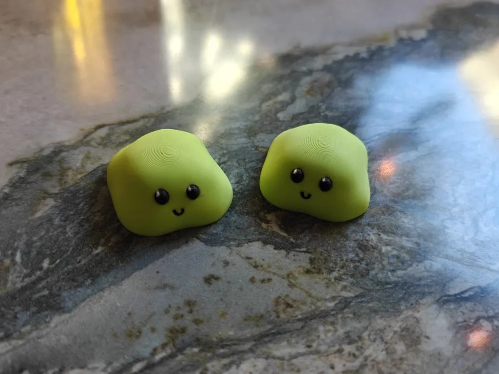 Blob the Slime - Flat Flop Friday #14, photo 4 of 4 - Blob the Slime - Flat Flop Friday #14 Figurines & Collectibles