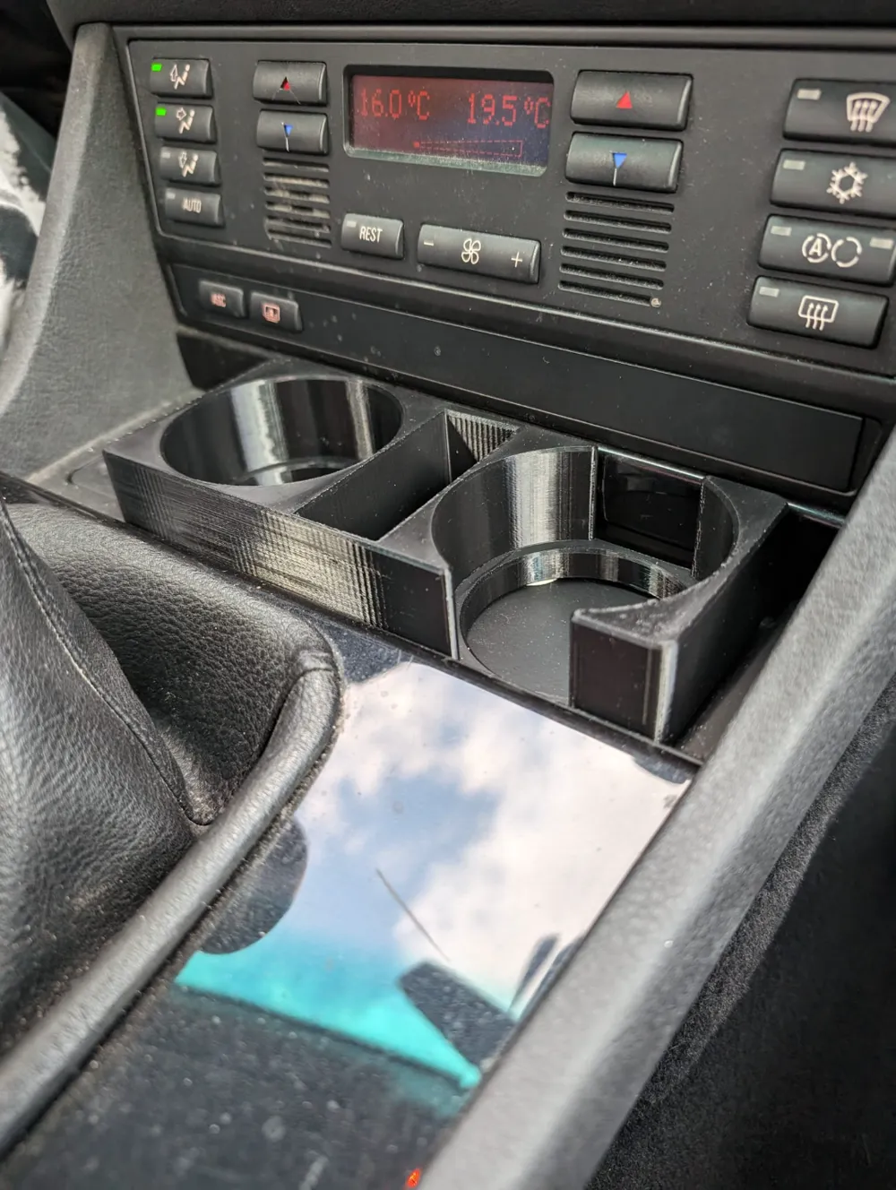 BMW E39 Cupholder, photo 3 of 4 - Cup Holders & Inserts, Car & Vehicle