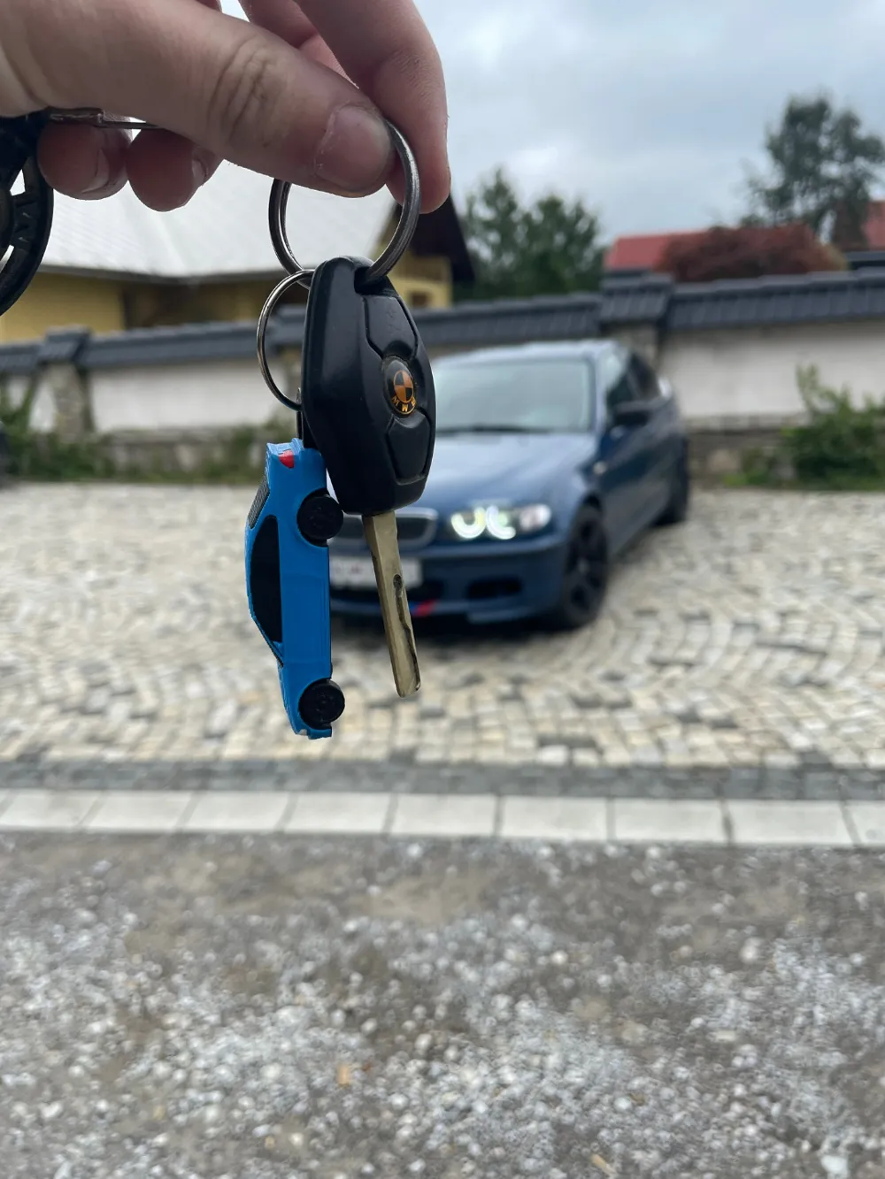 Bmw e46 M3 keychain minicar, photo 2 of 4 - Car Brand Keychains, bmwm3