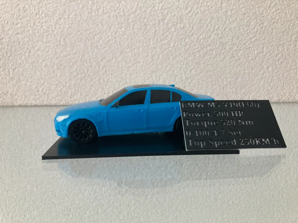BMW M5 e60 with stand, photo 3 of 4 - Model Cars & Race Cars, m5e60