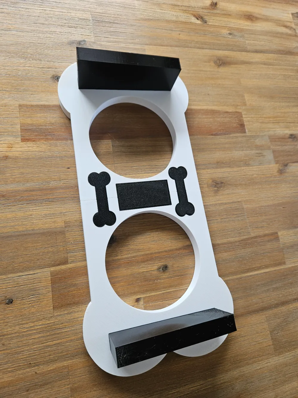 Bone shaped dog food bowl riser, photo 4 of 4 - Bone shaped dog food bowl riser Pets