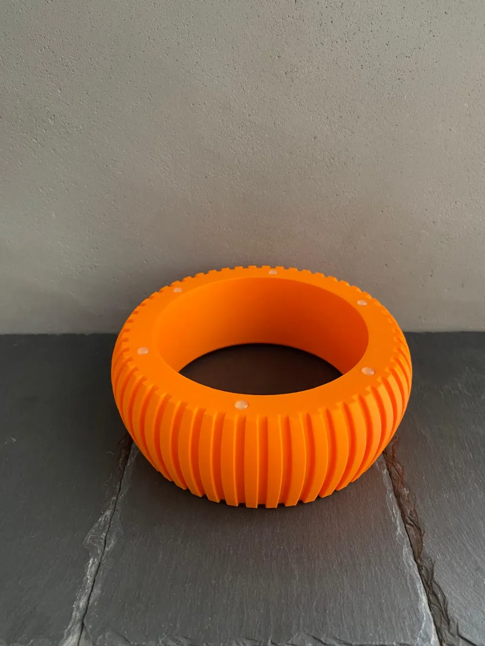 Bowl Holder for Small Dogs and Cats, photo 3 of 4 - Bowl Holder for Small Dogs and Cats Pets
