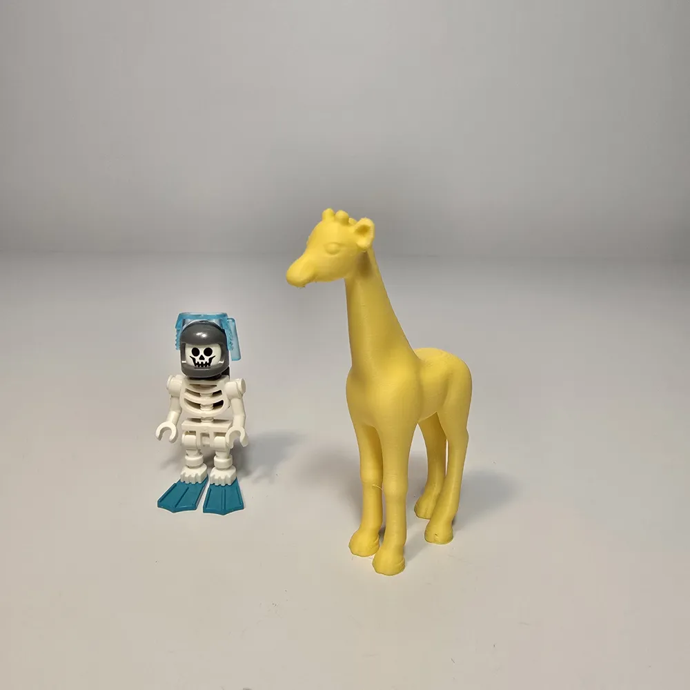 Brick Giraffe, photo 2 of 4 - Brick Giraffe Miniatures