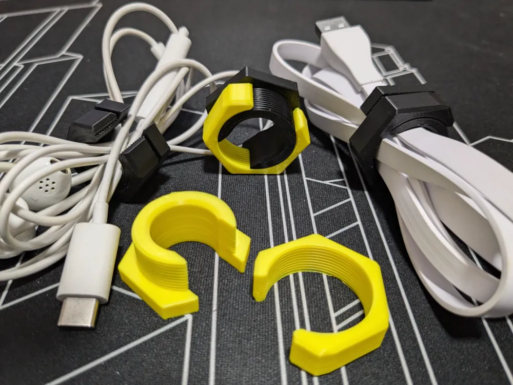 Cable Organising Clip organiser - Cable Clips & Holders, in stock